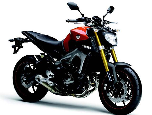 画像: ●水冷4ストDOHC4バルブ並列3気筒●846cc●110PS/8500rpm●8.9kg-m/8500rpm●188kg(191kg)●120/70ZR17・180/55ZR17●84万9960円(89万9640円)※()内はABS
