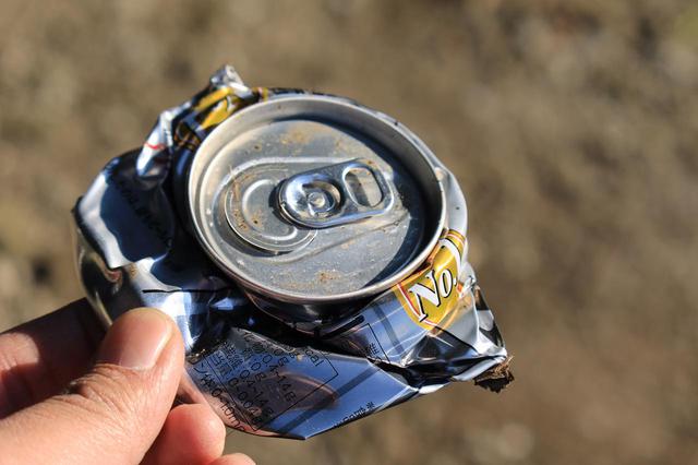 画像: と言いますのも、これを作りたかった。地面はふかふかの土&芝生。石が見つからず、スタンドベースが必要でした。