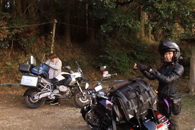 画像14: ヤマハ「SR400」キャンプツーリング・インプレ!積載方法・走り方・実燃費と、SR400だけが持つ魅力を元オーナーが解説