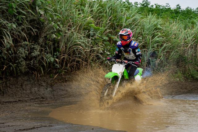 画像: 知り合いのバイクをお借りして、遊びまわりました。