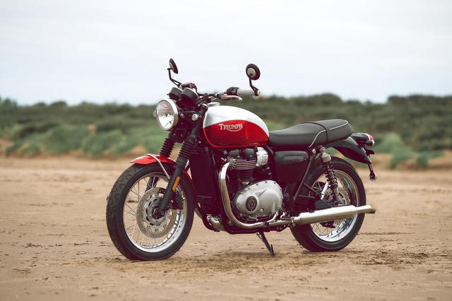 画像: T100 Bud Ekins Special Edition 排気量:900cc/水冷SOHC並列2気筒 メーカー希望小売価格(税込):129万3,500円
