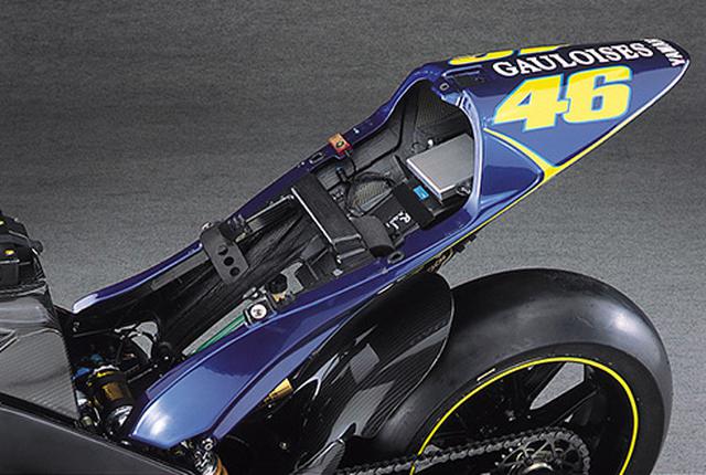 画像4: 【MotoGP創成期】YAMAHA YZR-M1(2004)後編 〜WGPからMotoGPへ “4サイクル990㏄時代の初代GPマシンたち”〜