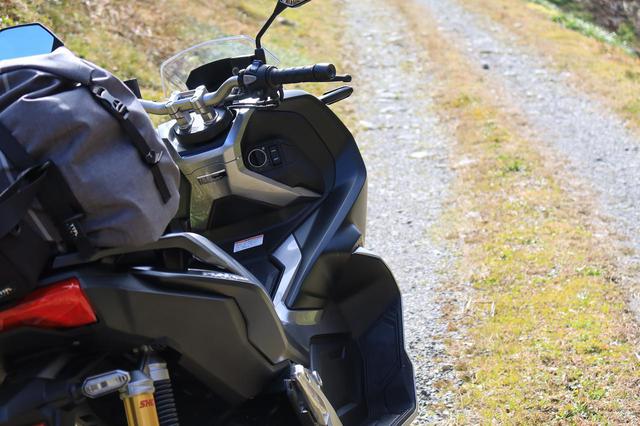 画像5: PCX150との大きな違いは、サスペンション。