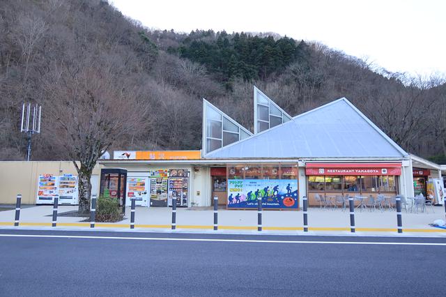 画像2: 「鮎沢PA」とかいうプロ仕様の神パーキングエリア。〈ご飯・味噌汁おかわり自由〉の愛すべき食堂【おすすめSA・PA・道の駅】