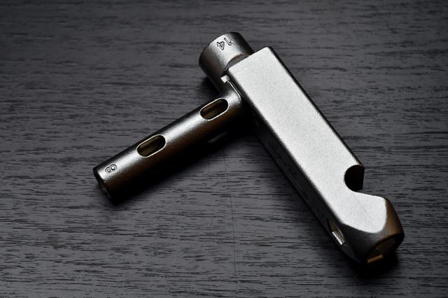 画像: 8mmだけがディープソケット。なにこれ設計者はカブ乗りなの?