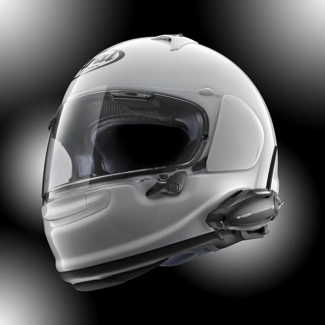 画像5: F1で培われた内装技術をフィードバック、脱ぎ被りのしやすさも追求した!