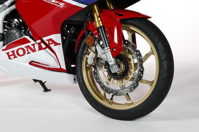 画像1: ホンダ新型「CBR250RR」最新情報! カラーチェンジとともに、250cc・2気筒スーパースポーツはさらなる進化を遂げている?