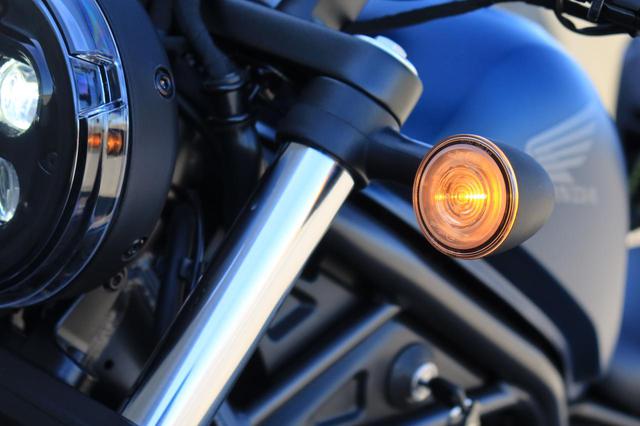 画像2: ホンダ「レブル250」2020年モデル お散歩インプレ! 積載を簡単に行なう新技披露&新型の魅力を紹介