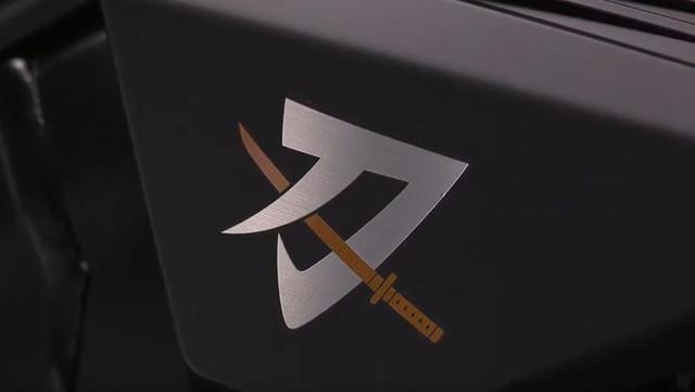 画像6: 既存のシルバー&ブラックと合わせてカラーアンケートを実施中!