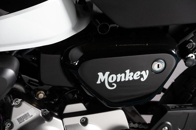 画像2: 原付二種MT車「モンキー125」の2020年モデルとして〈黒〉が仲間入り、赤・青・黄は継続販売!