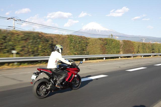 画像1: 可変式スクリーンの効果は高速クルーズで発揮される