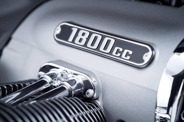 画像11: BMWの新型クルーザー「R18」が正式発表!1800ccの史上最大ビッグボクサーエンジンの詳細が明らかに!