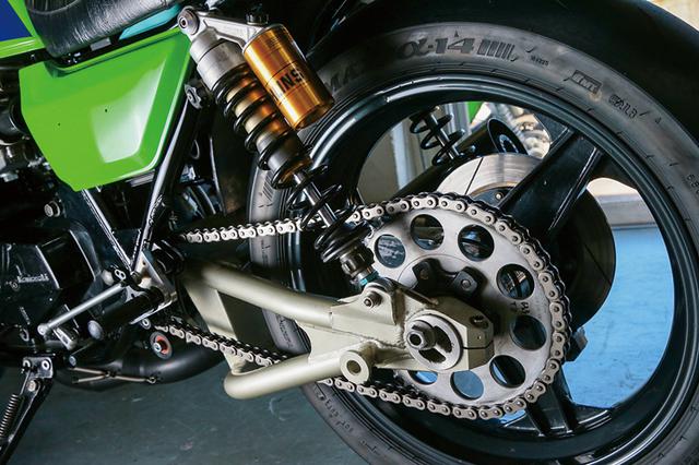 画像: リヤショックはオーリンズ。ステップはZ1000S1(ローソン用J1改の要素を生かして作られた市販レーサー)タイプを装着している。