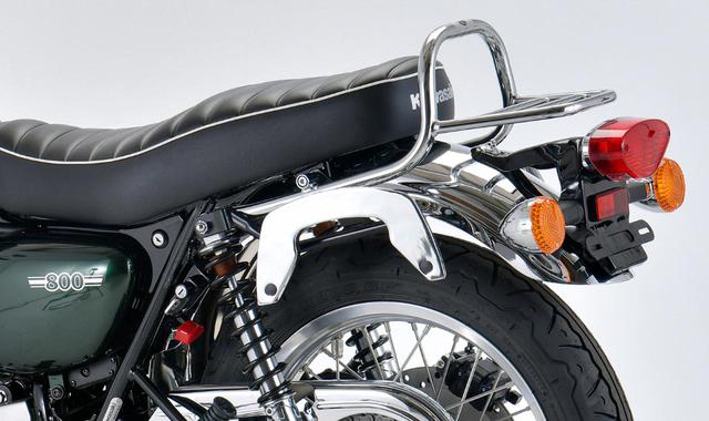 画像: HEPCO&BECKER C-Bowサイドキャリア クローム W800 20/W800 Street/cafe 19 税別:31,000円 ※車体へ取付の際はグラブバーの取り外しが必要です。 plotonlinestore.com