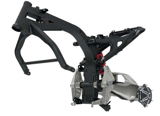 画像: これはCB1000Rのバックボーンフレーム。外装でうまくカバーされているが、CB-Fコンセプトもこのシャシーを踏襲している。