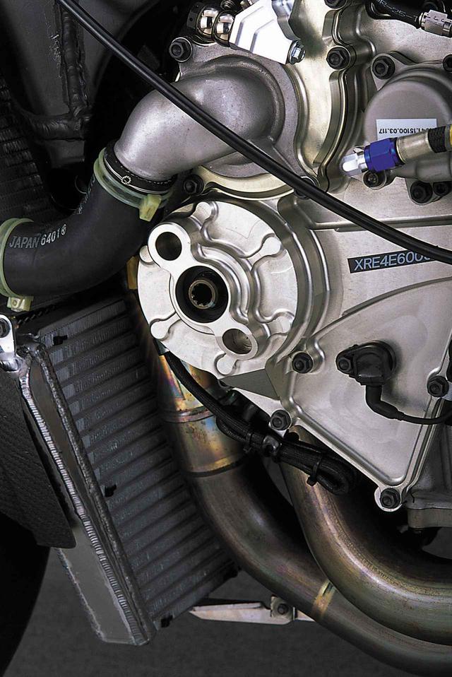 画像5: ニューマチックバルブスプリングを採用し、シリンダー挟み角を広げたエンジン
