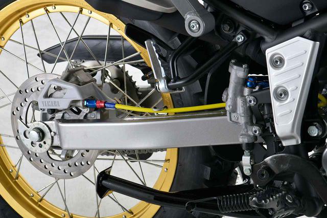 画像: SWAGE-LINE リアホースキット レッド&ブルー/イエローホース (参考出品)
