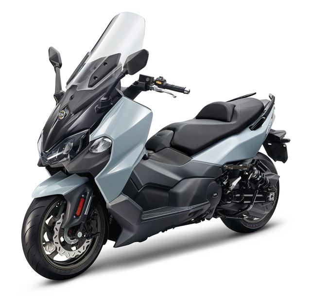 画像2: 【新車】SYMの次世代フラッグシップスクーター「MAXSYM TL」が日本上陸! 初の水冷2気筒465ccエンジンを搭載したスポーツスクーターが登場!