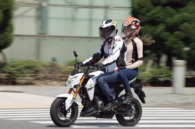 画像: カワサキ「Z125 PRO」タンデム・チェック