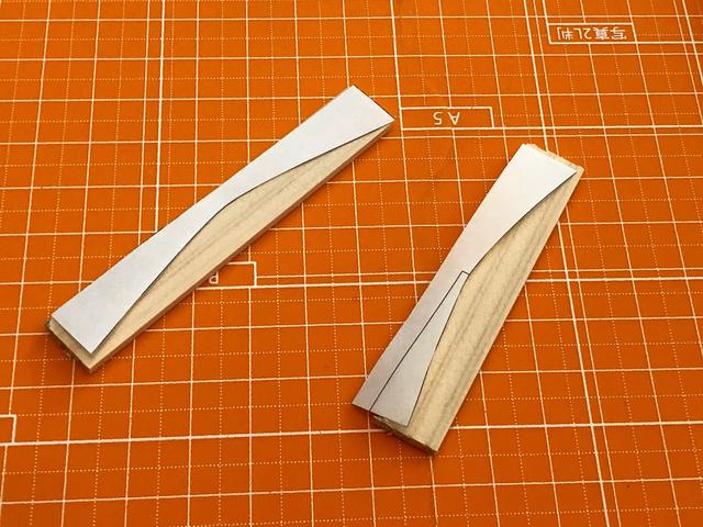 画像: すぱっとカット。2mmならカッターナイフで切れます。刃はまめに交換してね。