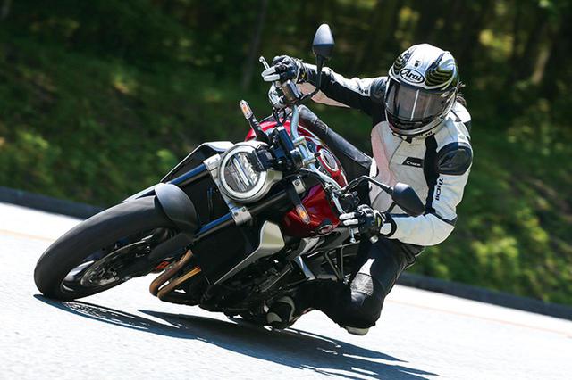 画像: CB1000Rの持つ、しっとりとしたハンドリングがCB-Fコンセプトにどれだけ反映されているか。市販化が待ち遠しい。
