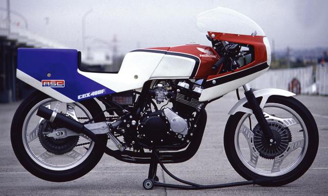 画像2: ホンダ「CBX400F」の登場と同時に新たなレースが生まれた