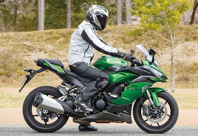 画像: カワサキ「ニンジャ 1000SX」ライディングポジション・足つき性