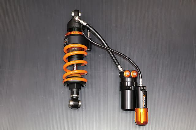 画像: 現在開発中という「KATANA用アラゴスタ・ショートタイプショック」。30mmローダウンの設定だ。ノーマル車高用には「オーリンズSU509」(13万2000円+税)を販売中。