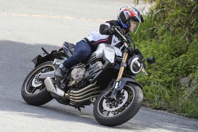 画像3: 平嶋夏海 × ホンダ「CB650R」【オートバイ女子部のフォトアルバム】