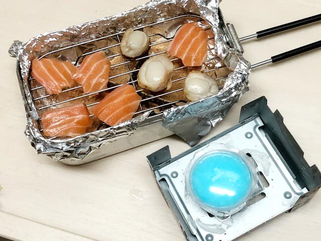 画像2: 燻製工程