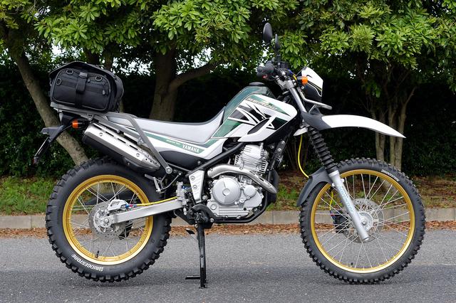 画像: SEROW250+IGAYAミドルツーリングシートバッグ(25L)