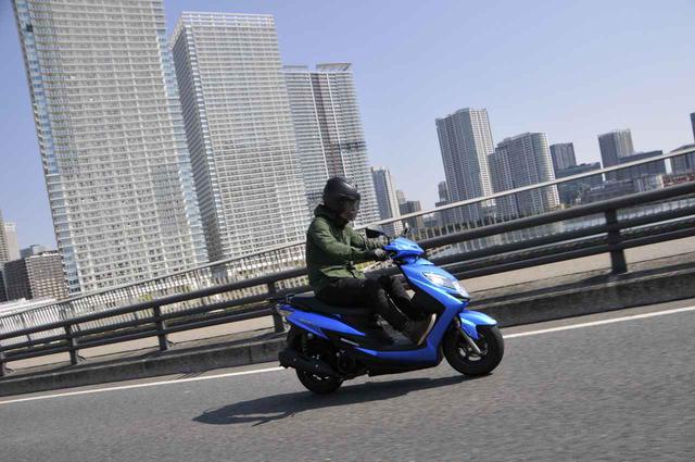 画像: 上級装備車「スウィッシュ リミテッド」