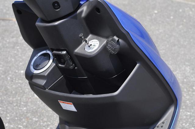 画像4: いまイチオシの原付二種125cc通勤スクーター【スズキ編】コンパクトなボディにこだわりが凝縮された「スウィッシュ」