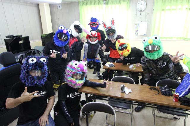 画像: 誰が誰だかわららないw