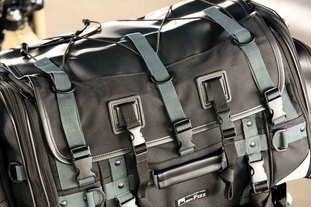 画像8: キャンプライダーを支え続ける伝統の「キャンピングシートバッグ2」