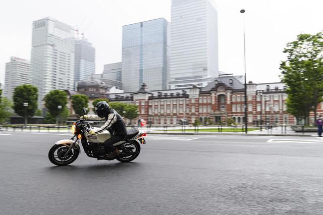 画像1: YAMAHA「RZ250」楽しい世界へと、私たちを導く。