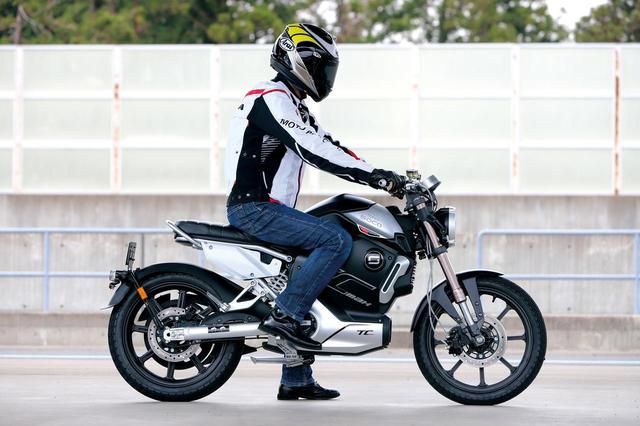 画像1: スーパーソコ「TC Max」ライディングポジション・足つき性