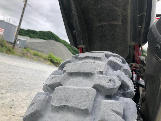 画像1: 問題発生! 気付けばタイヤの山があとわずか…