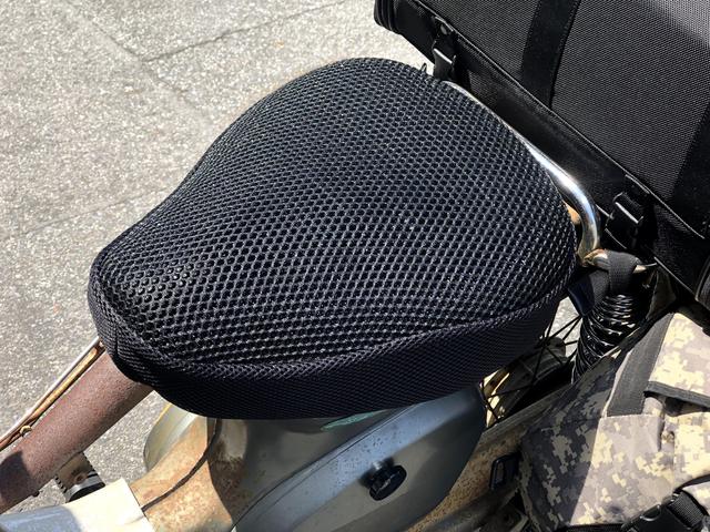 画像: 汎用Sサイズなんだけど、カブ専用かというくらいジャストフィット。夏場には最高。