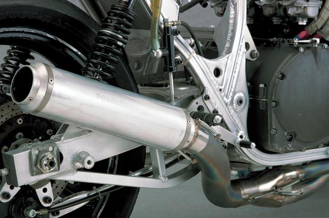画像: マフラーはヨシムラサイクロン。モリワキ車はフォーサイトだ。