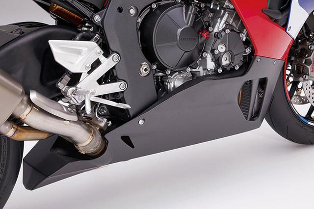 画像7: ホンダ「RC213V-S」と同製法で作られた「CBR1000RR-R FIREBLADE/SP」用スペシャルカーボンパーツを一挙紹介!
