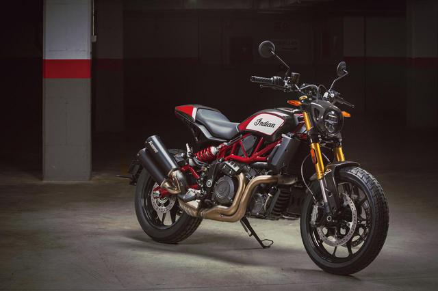 画像: Indian Motorcycle FTR Carbon 総排気量:1203cc エンジン形式:水冷4ストDOHC4バルブV型2気筒 メーカー希望小売価格:税込248万8000円