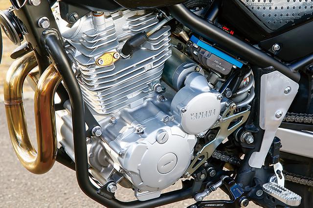 画像: 点火はウオタニSPⅡで強化していて、各部ボルトは64チタン、ブレーキホースも変更など、全体に吟味したパーツがおごられる。
