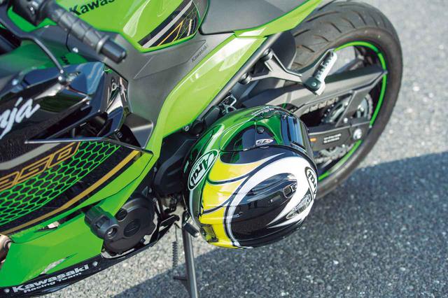画像3: タンデム性能と荷物の積載性を徹底比較! カワサキNinja250・ヤマハYZF-R25・スズキGSX250R・ホンダCBR250RR