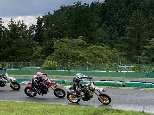 画像: ここまで迫ってきました。
