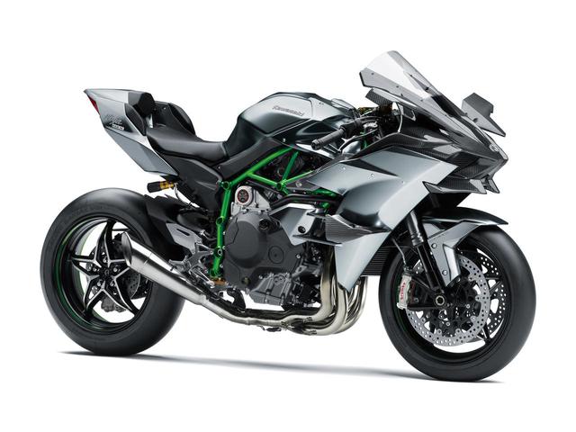 画像: Kawasaki Ninja H2R 総排気量:998cc エンジン形式:水冷4ストDOHC4バルブ並列4気筒 メーカー希望小売価格:税込605万円