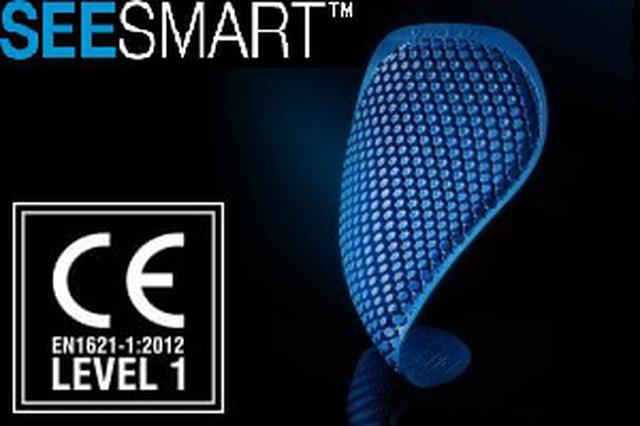 画像: 肩と肘にはCE-level 1 SEESMART™プロテクターを標準装備