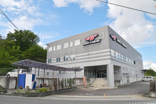 画像: スーパーカブにベストなランプ(ラダーレール)はどの長さ!? 車載の角度を考える。カブを車載するのだ前編〈若林浩志のスーパー・カブカブ・ダイアリーズ Vol.37〉
