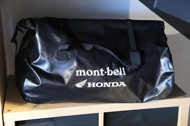 画像: モンベルが古くからラインナップしている「ドライダッフル」もダブルネームに。