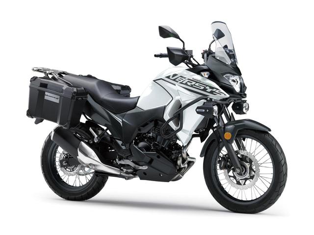 画像: カワサキが「VERSYS-X 250 TOURER」の2020年モデルを販売開始! 初めての白ボディ、さらに都市迷彩風のグレーも新たなグラフィックで復活 - webオートバイ